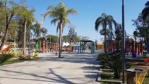 plaza-naineck