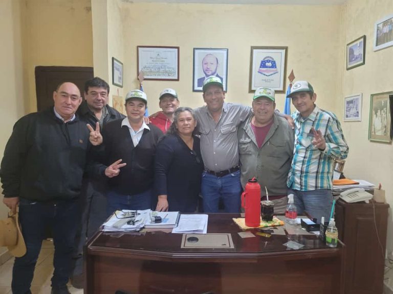 Reunión con la Asociación de Productores de Punta Guía y Primavera.