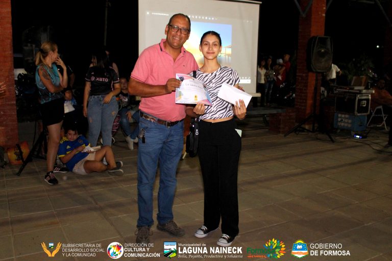 Premiación Concurso Fotografico en la Plaza San Martin